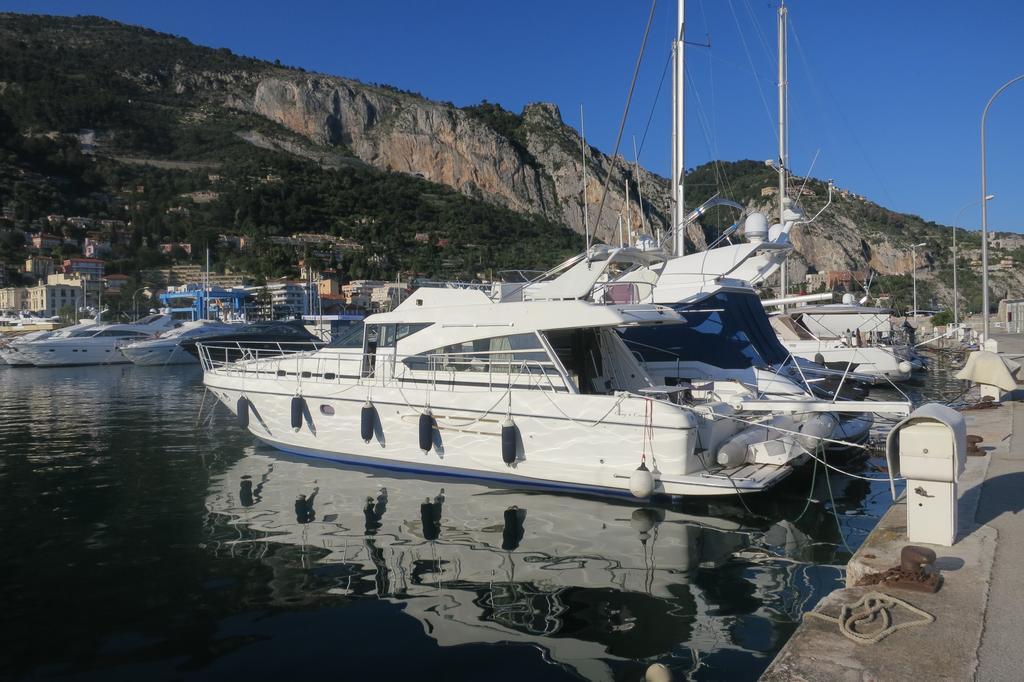 Yacht Summertime 3 Bedrooms Menton