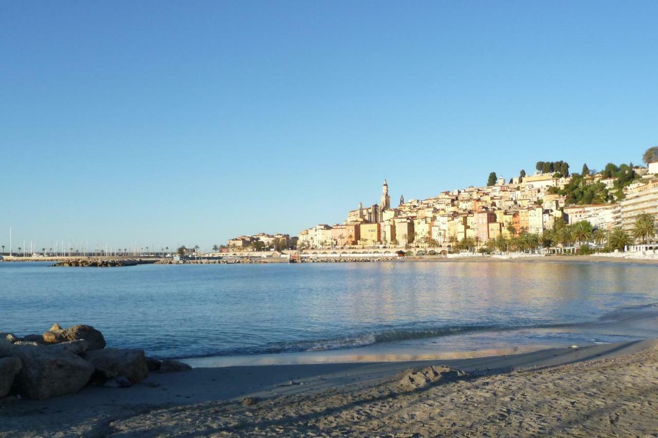 Yacht Summertime 3 Bedrooms Botel Menton