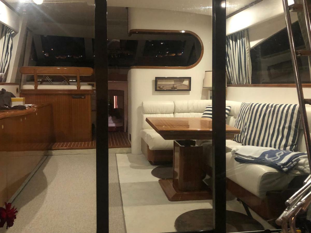 Yacht Summertime 3 Bedrooms Bateau-hôtel