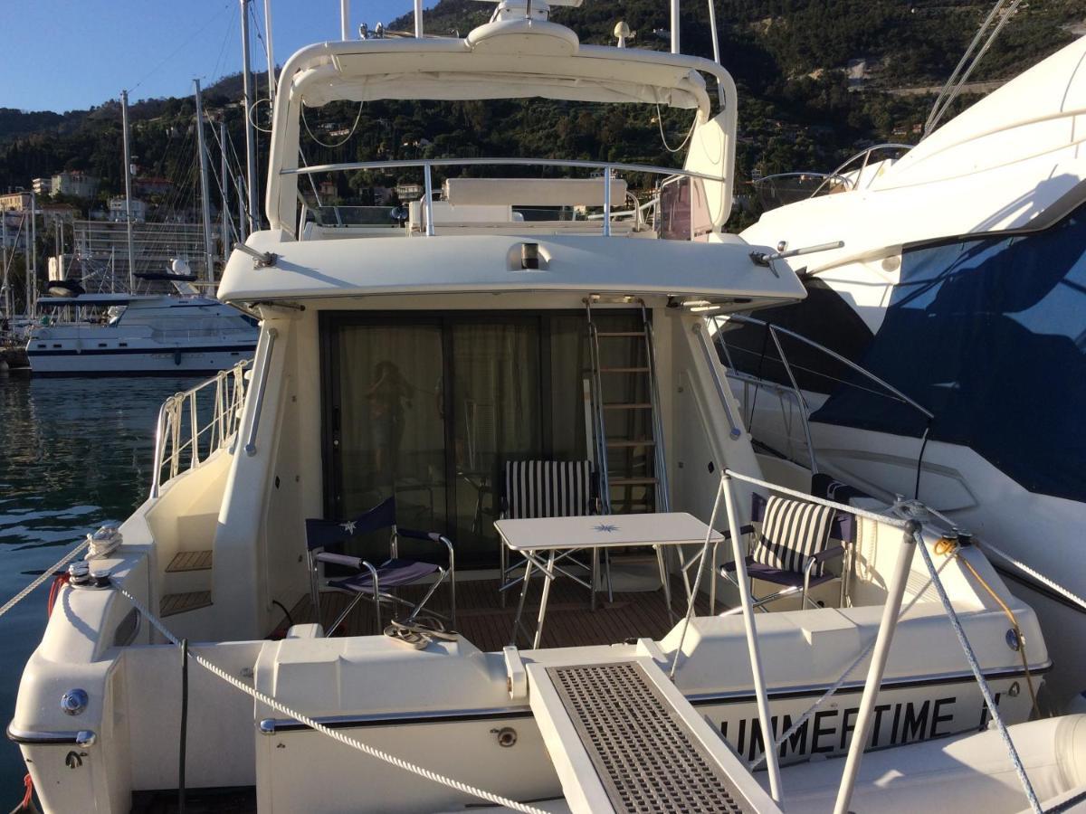 Yacht Summertime 3 Bedrooms *